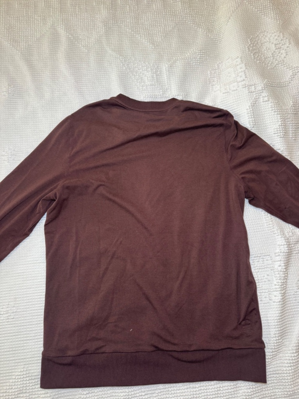 Vuori Men's Pullover Sweater Crew Neck - Picture 4 of 8